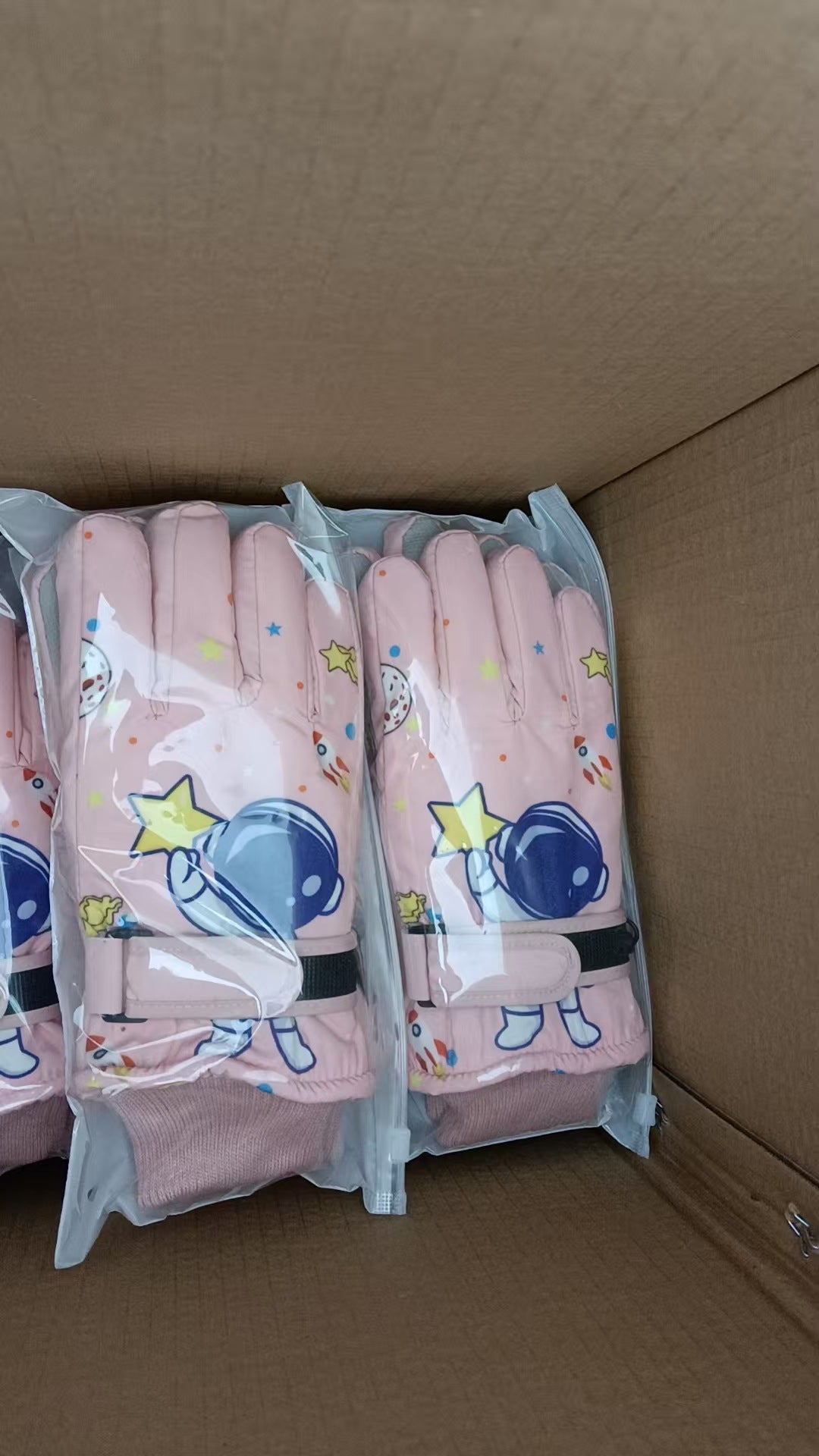 Girls Winter Ski Gloves Unicorn & Astronaut Pink Purple